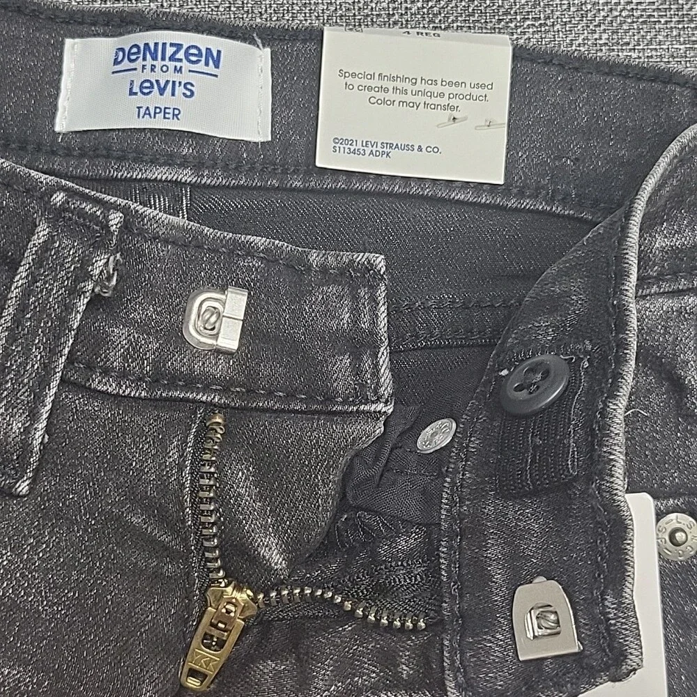 DENIZEN from Levi's Boy's Black Taper Adjustable Waist Jeans Size 4
